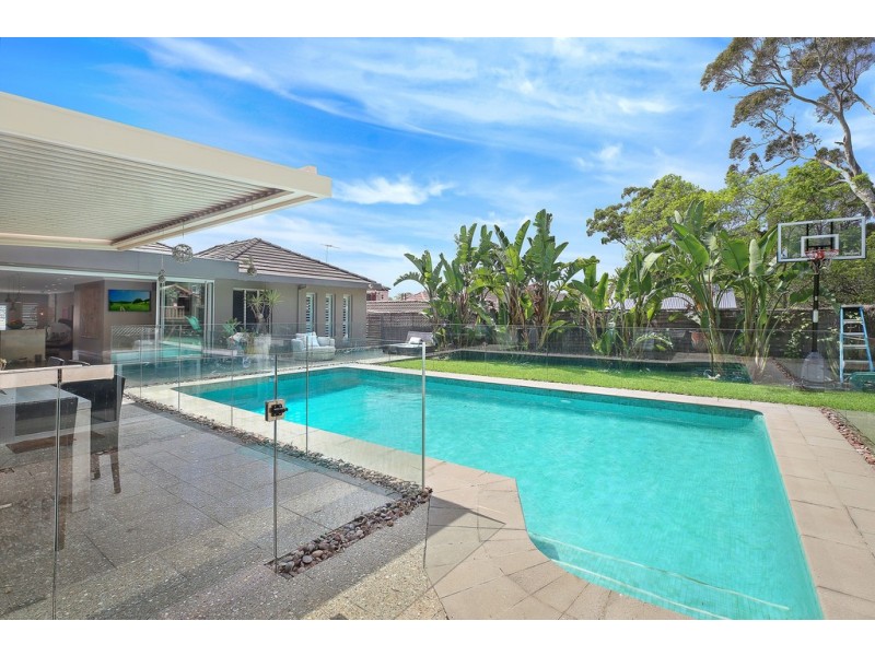 18 Bunyala Street, Carss Park NSW 2221