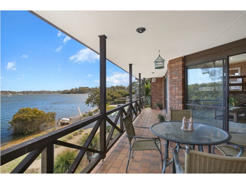 99 Tara Street, Sylvania NSW 2224