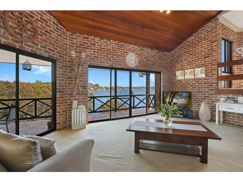 99 Tara Street, Sylvania NSW 2224