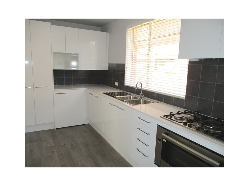 2/46 St Georges Parade, Hurstville NSW 2220