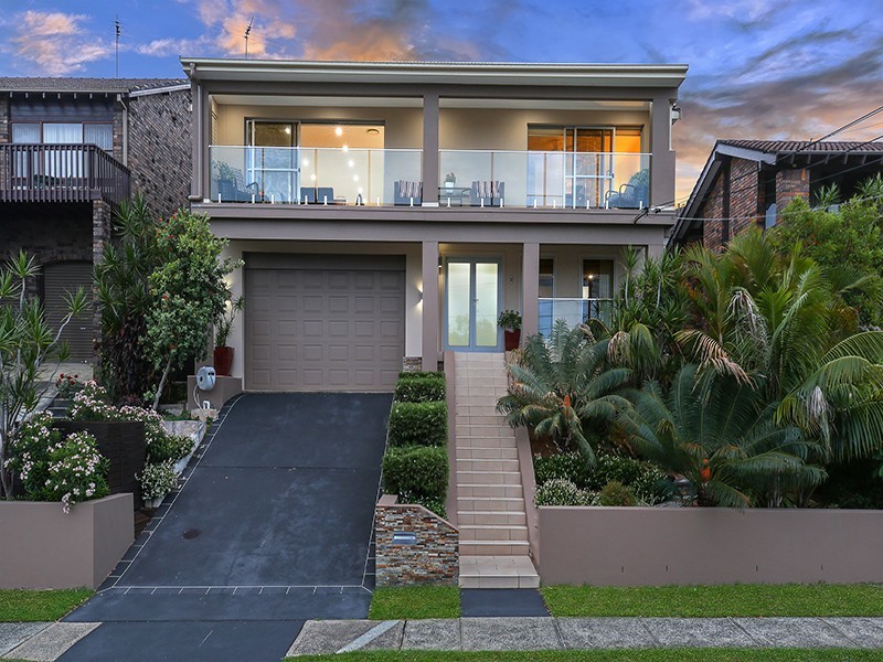 9 Solveig Crescent, Kareela NSW 2232