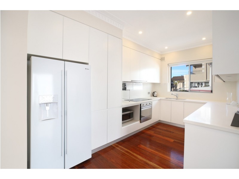 15 Benwerrin Avenue, Carss Park NSW 2221