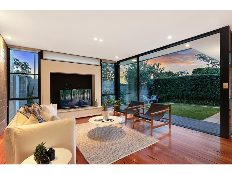 132 Garnet Road, Gymea NSW 2227