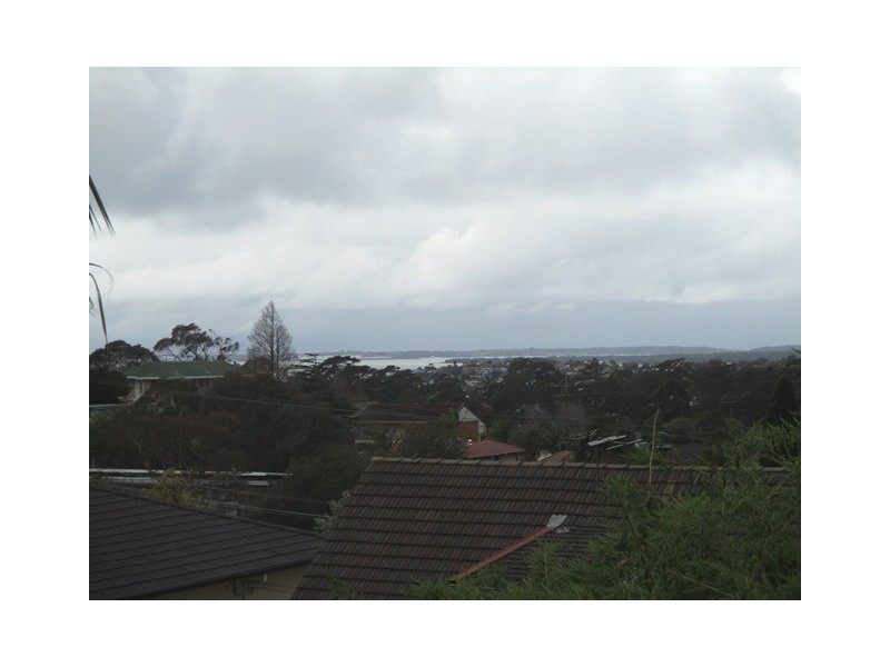 28 Henry Avenue, Sylvania NSW 2224