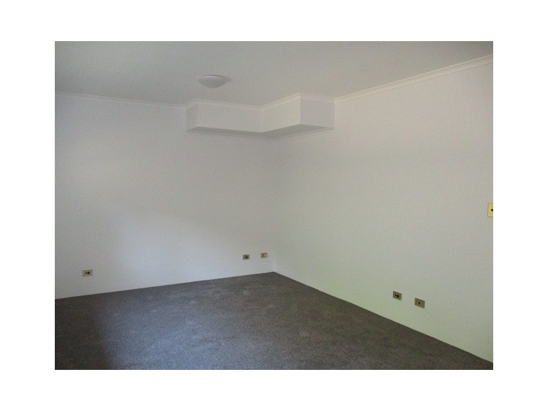 11/81 Bath Road, Kirrawee NSW 2232