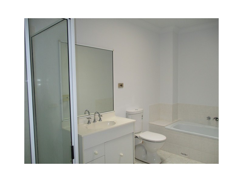 11/81 Bath Road, Kirrawee NSW 2232