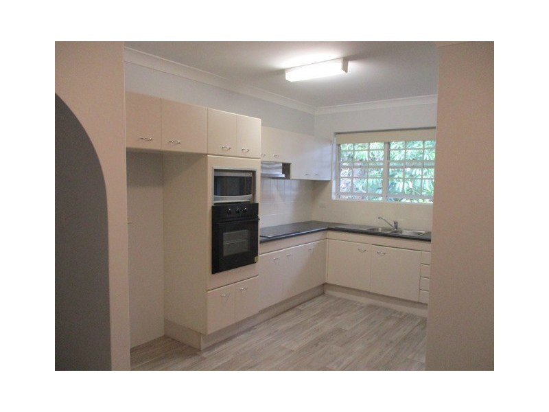 2/49-51 Banksia Road, Caringbah NSW 2229