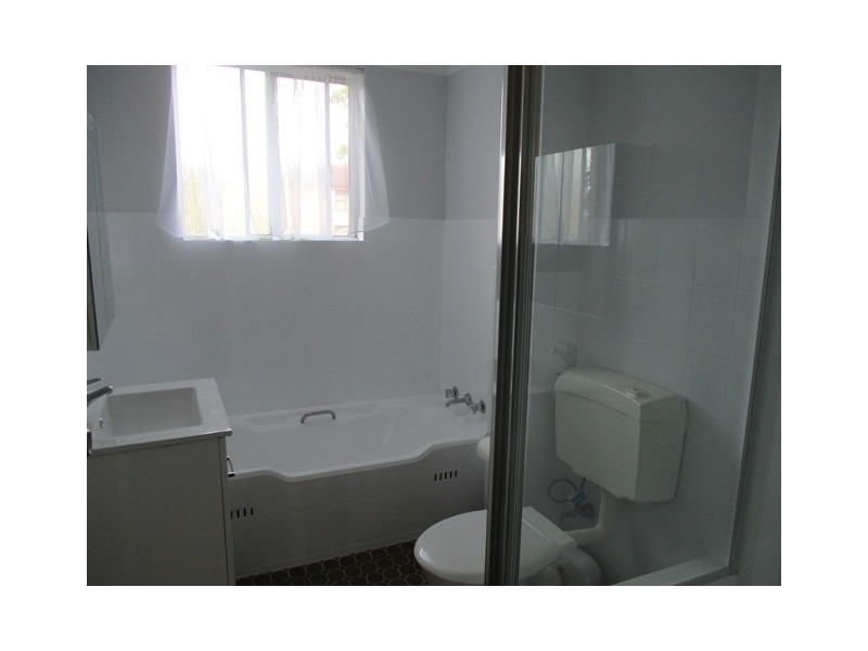 2/49-51 Banksia Road, Caringbah NSW 2229