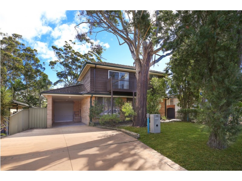 15 Manooka Place, Kareela NSW 2232