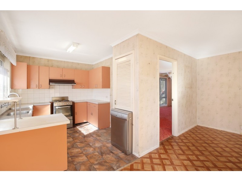 15 Manooka Place, Kareela NSW 2232