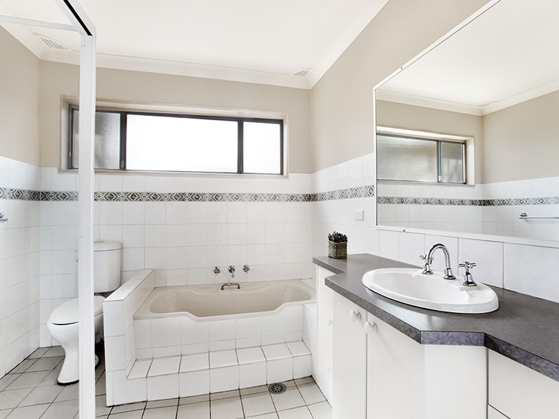 9 Roma Place, Sylvania NSW 2224