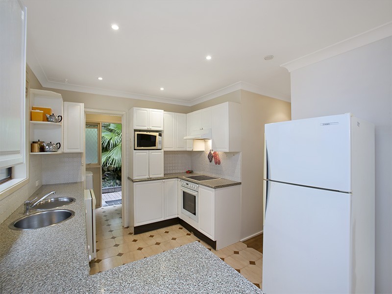 5 Mercedes Place, Kareela NSW 2232