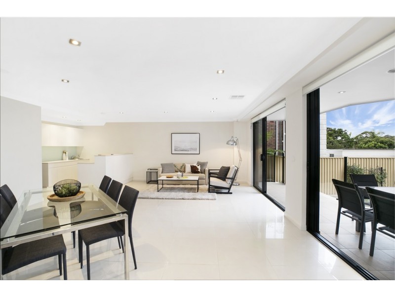 24 Henry Avenue, Sylvania NSW 2224