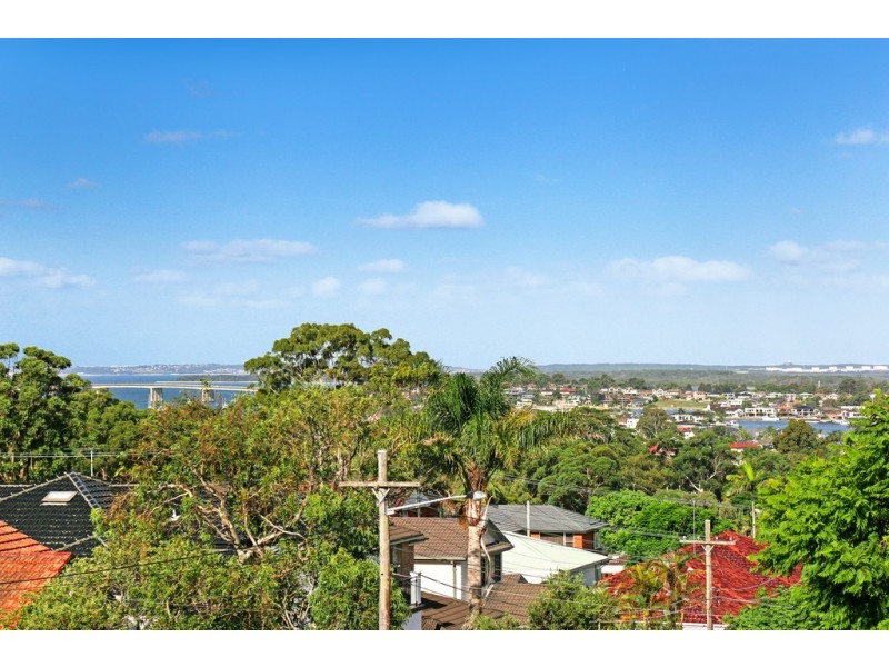 8 Craigholm Street, Sylvania NSW 2224