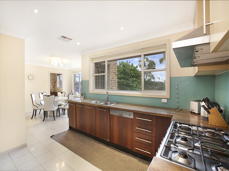83 Edward Street, Sylvania NSW 2224