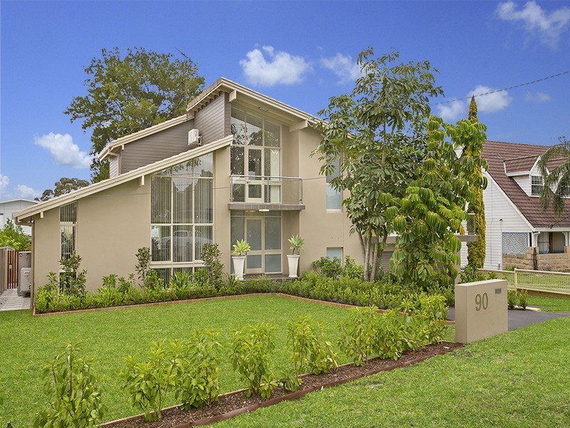 90 Evelyn Street, Sylvania NSW 2224