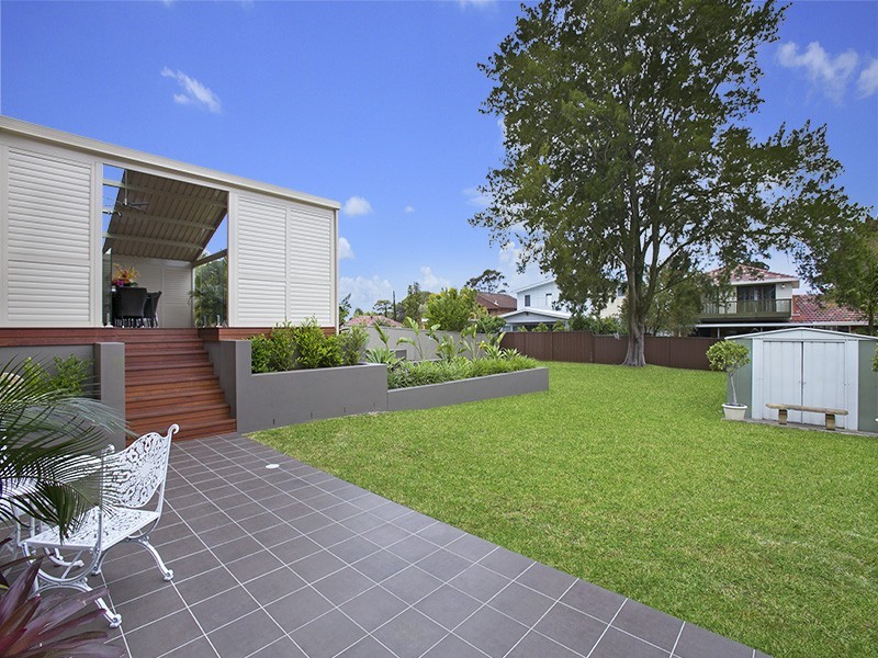 90 Evelyn Street, Sylvania NSW 2224