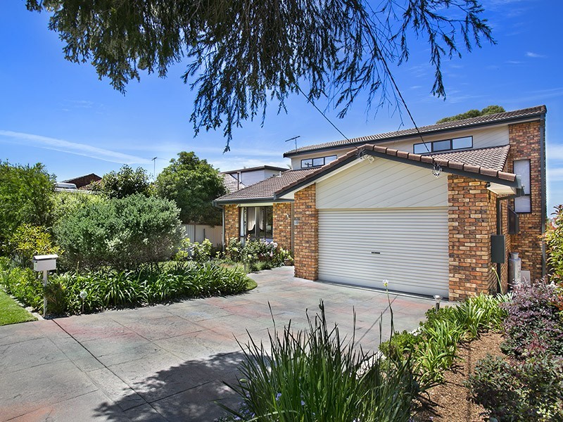 18 Macfarlane Parade, Sylvania NSW 2224