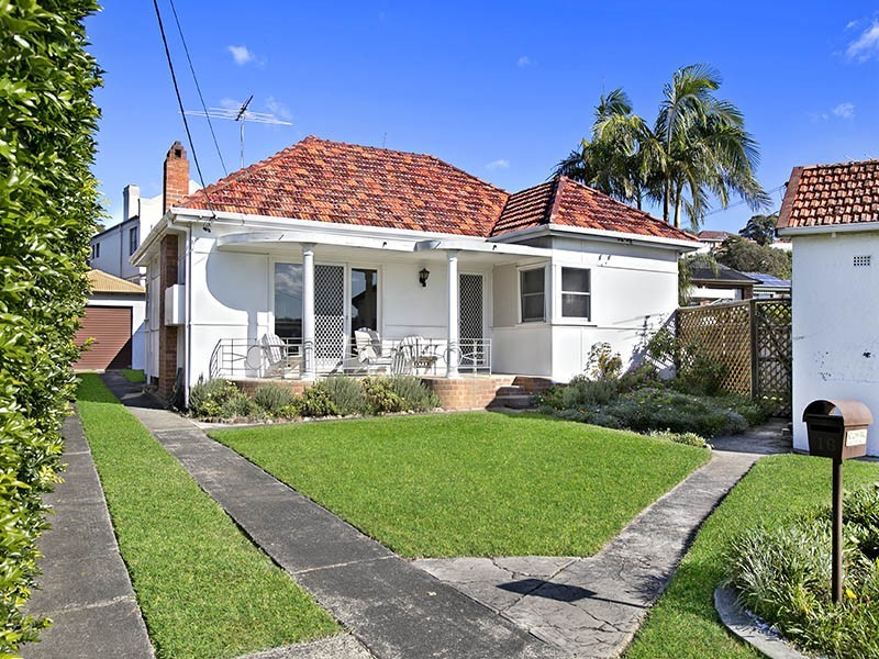 16 Clare Street, Sylvania NSW 2224