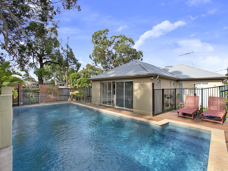 1 Huntingdale Avenue, Miranda NSW 2228