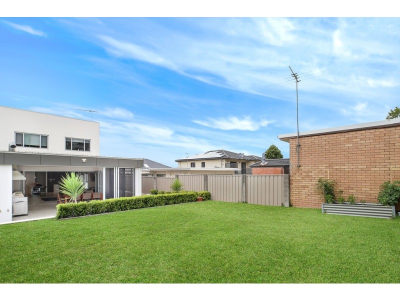 3A Craigholm Street, Sylvania NSW 2224