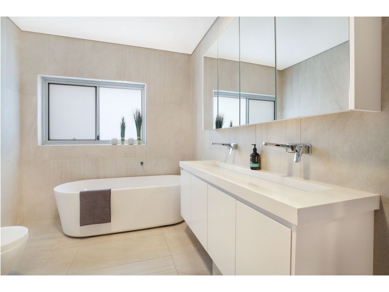 3A Craigholm Street, Sylvania NSW 2224