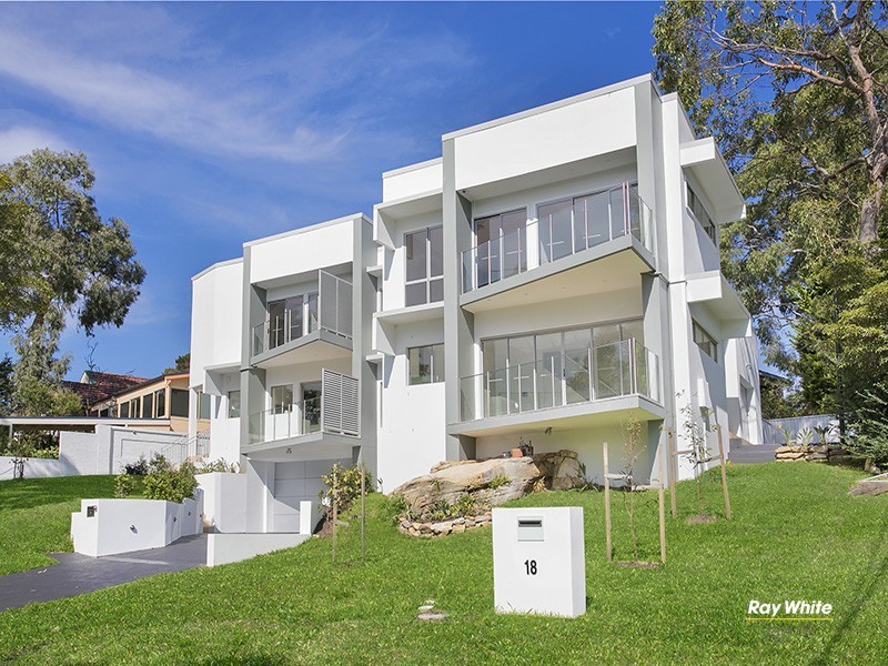 18A Wollun Street, Como NSW 2226