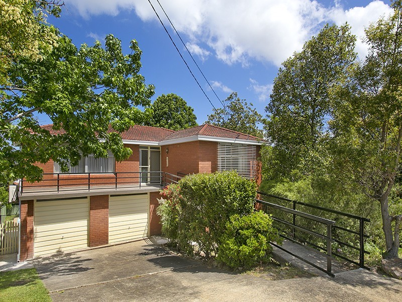 6 Calga Place, Sylvania NSW 2224