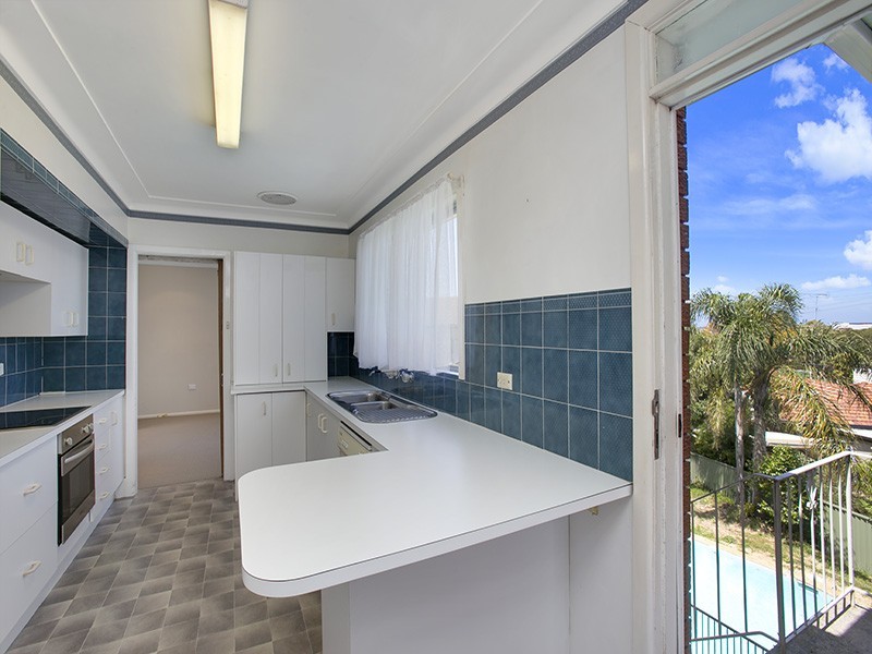 6 Calga Place, Sylvania NSW 2224