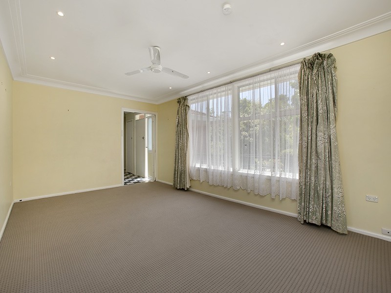 6 Calga Place, Sylvania NSW 2224