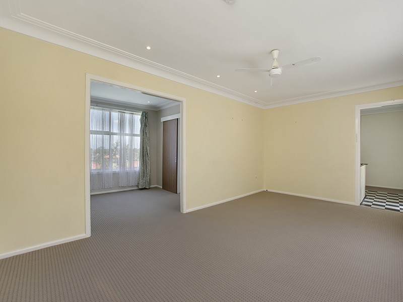 6 Calga Place, Sylvania NSW 2224