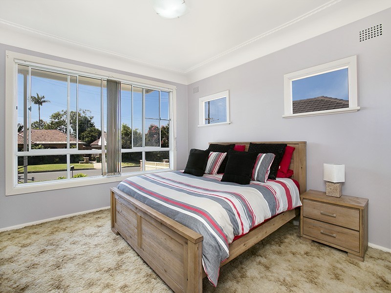 22 Cartledge Avenue, Miranda NSW 2228