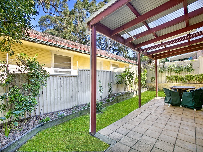 2/305 Forest Road, Sutherland NSW 2232