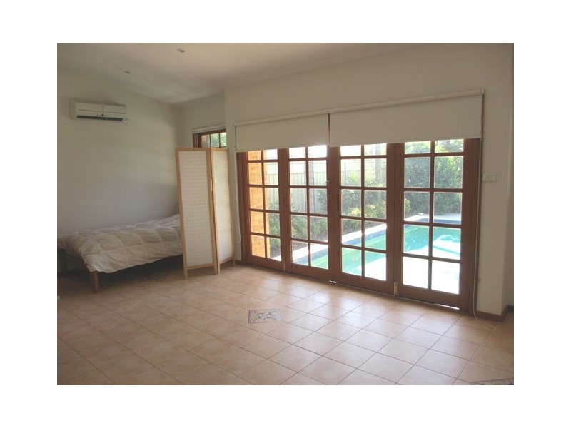 Studio 120 The Esplanade, Sylvania NSW 2224