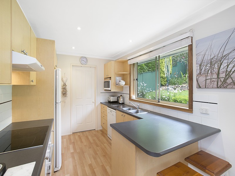 6 Barana Place, Kareela NSW 2232