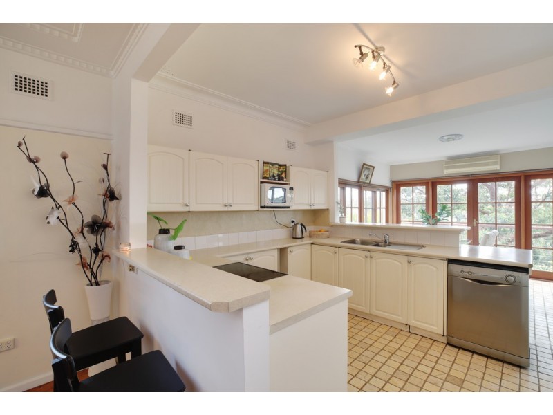 111 Edward Street, Sylvania NSW 2224