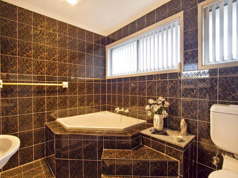 33 Essington Crescent, Sylvania NSW 2224