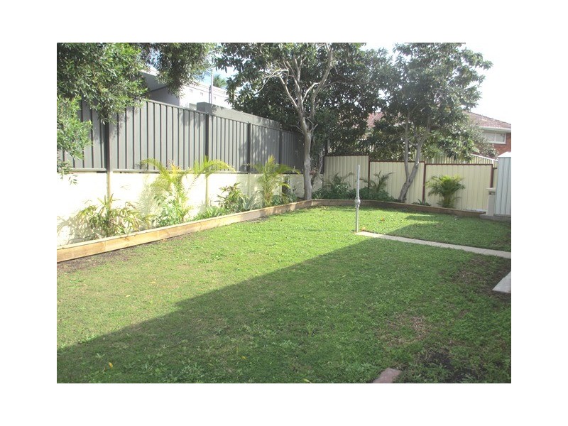 10 Lynwood Street, Blakehurst NSW 2221