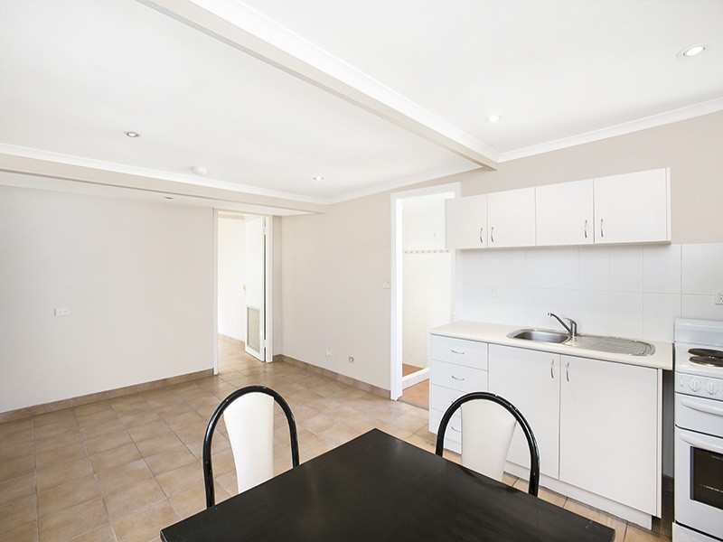 16 Balfour Avenue, Caringbah NSW 2229