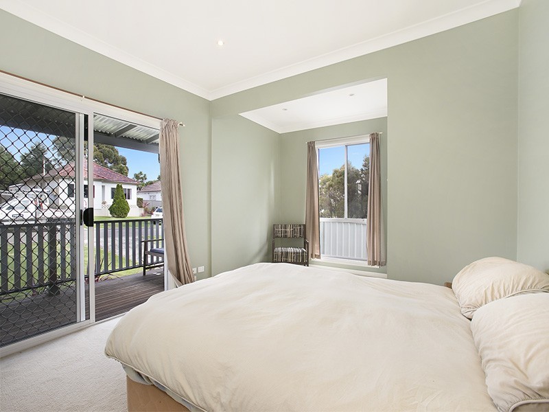16 Balfour Avenue, Caringbah NSW 2229