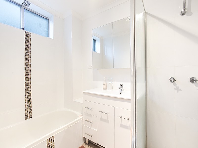 4/19-21 Robertson Street, Sutherland NSW 2232