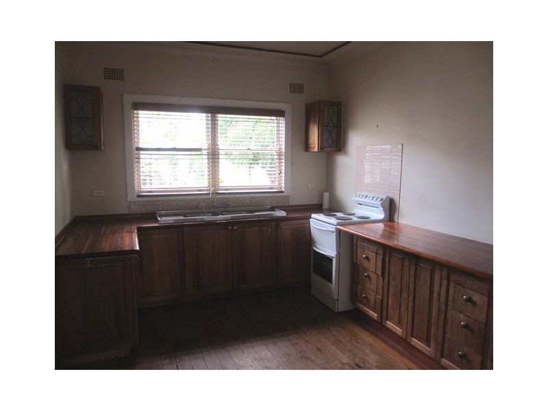 166 Woronora Road, Engadine NSW 2233