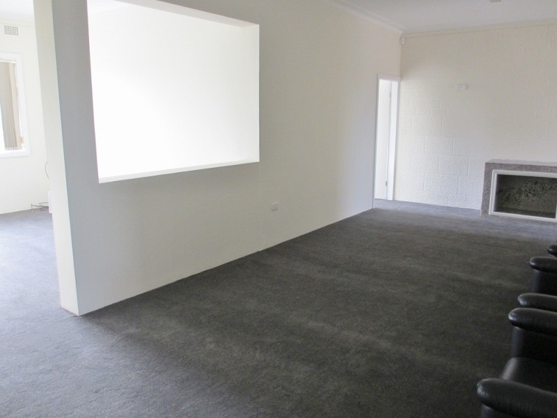 Upstairs – 208 Sylvania Road, Miranda NSW 2228