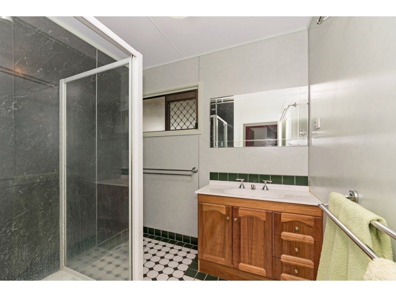 7 Minsky Court, Mount Low QLD 4818