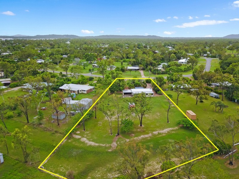 7 Minsky Court, Mount Low QLD 4818