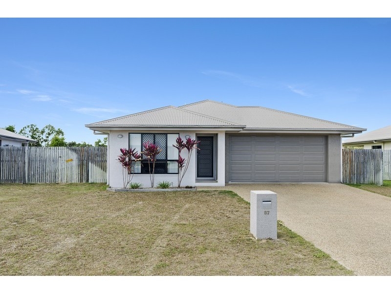 87 Daintree Drive, Bushland Beach QLD 4818