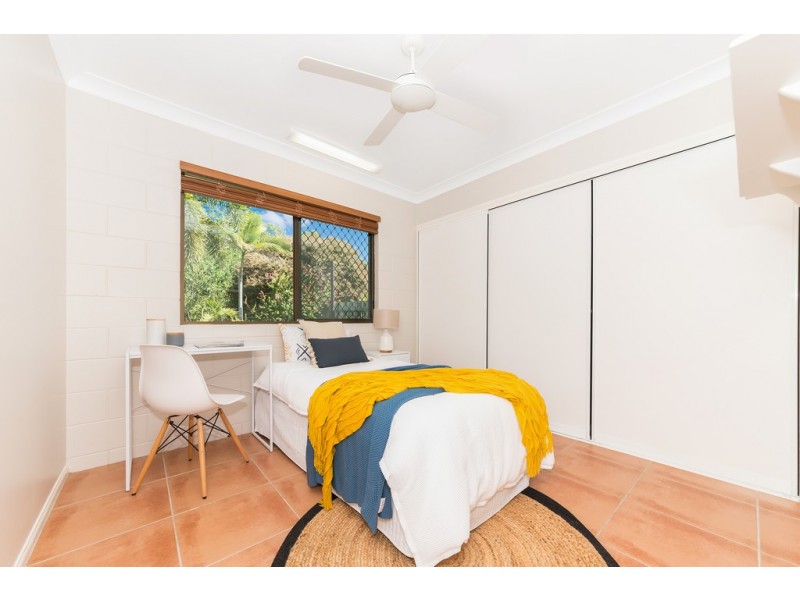 2 Manuka Court, Bushland Beach QLD 4818