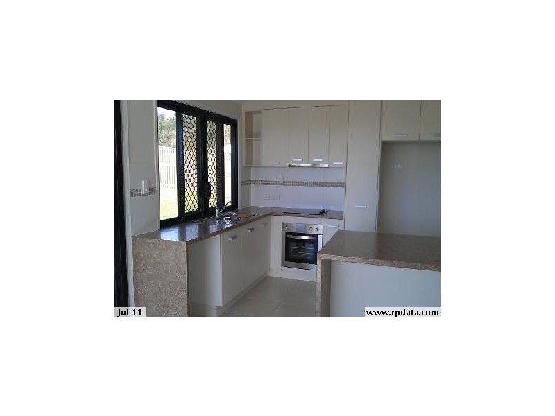 24 Channel Street, Bushland Beach QLD 4818