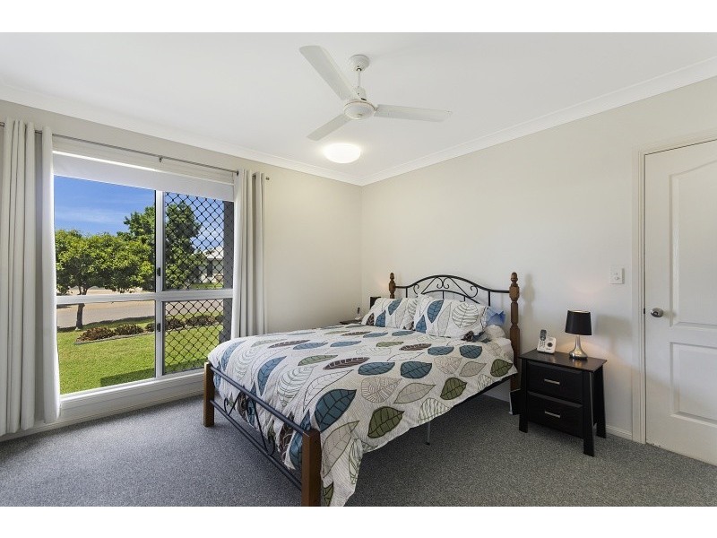 10 Henning Court, Bushland Beach QLD 4818