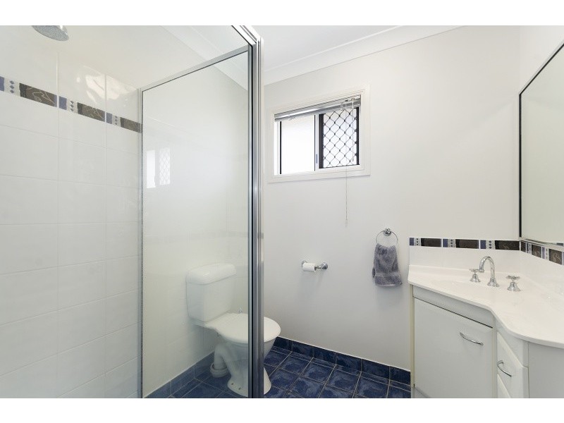 10 Henning Court, Bushland Beach QLD 4818